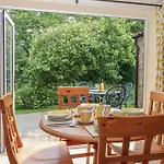Apple Tree 度假居 *